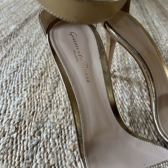 GIANVITO ROSSI Milano Gold Leather Portofino 105 Ankle Strap Heels - Picture 5 of 10